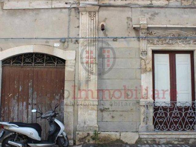 Villa Indipendente in vendita a Vittoria, Sicilia