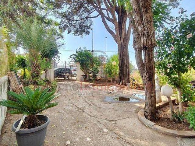 Villa Indipendente in vendita a Vittoria, Sicilia