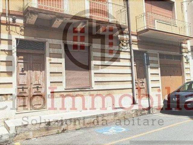 Villa Indipendente in vendita a Vittoria, Sicilia