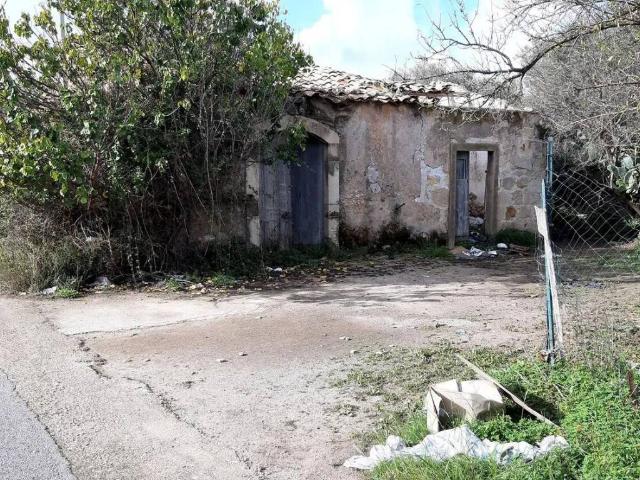 Villa Indipendente in vendita a Vittoria, Sicilia