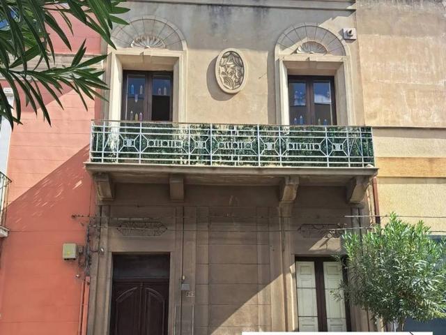 Villa Indipendente in vendita a Vittoria, Sicilia