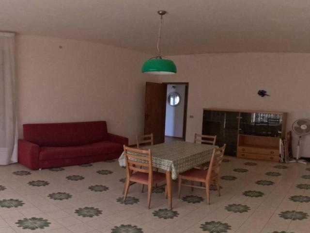 Villa Indipendente in vendita a Vittoria, Sicilia