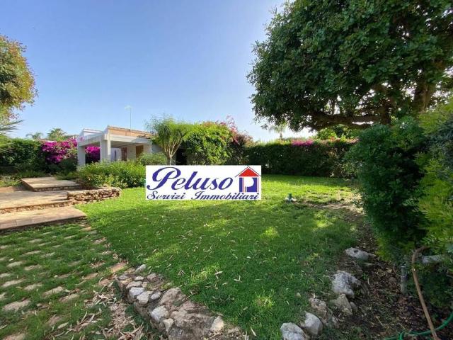 Villa Indipendente in vendita a Vittoria, Sicilia
