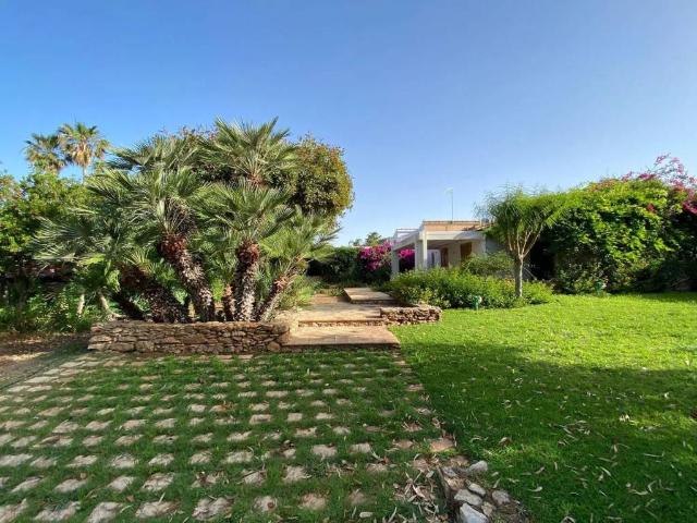 Villa Indipendente in vendita a Vittoria, Sicilia