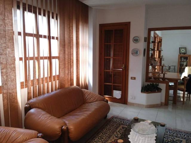 Villa Indipendente in vendita a Vittoria, Sicilia