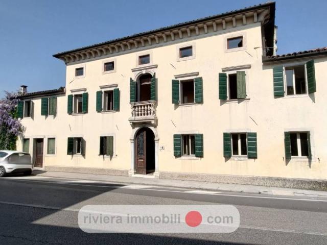 Villa Indipendente in vendita a Vittorio Veneto, Veneto