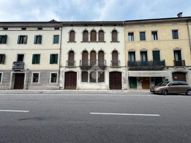 Villa Indipendente in vendita a Serravalle, Vittorio Veneto