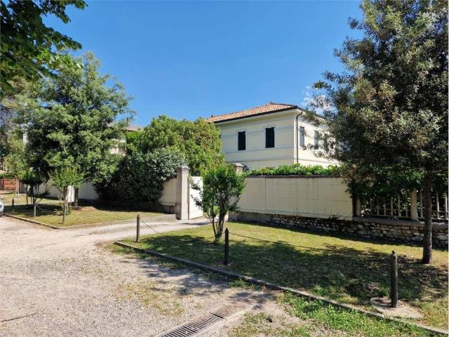 Villa Indipendente in vendita a Cèneda, Vittorio Veneto