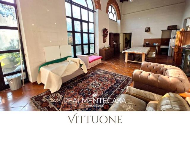 Villa Indipendente in vendita a Vittuone, Lombardia