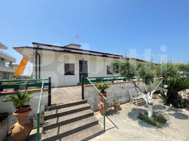 Villa Indipendente in vendita a Vitulazio, Campania