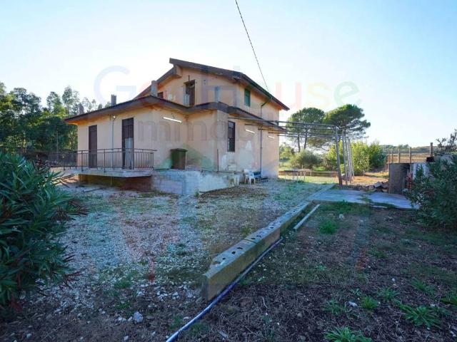 Villa Indipendente in vendita a Vizzini Scalo, Vizzini