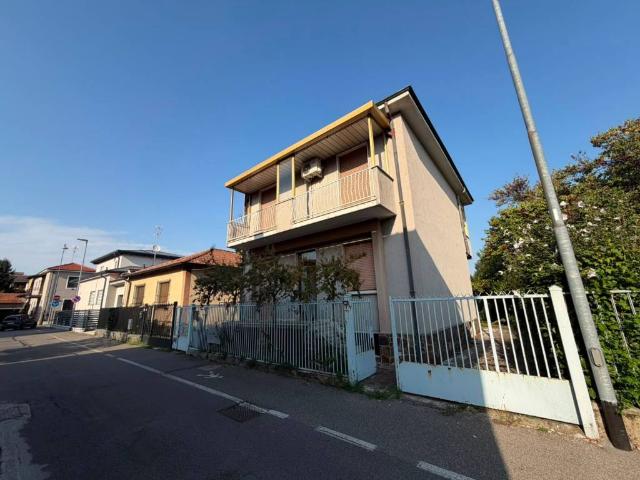 Villa Indipendente in vendita a Sarmazzano, Vizzolo Predabissi