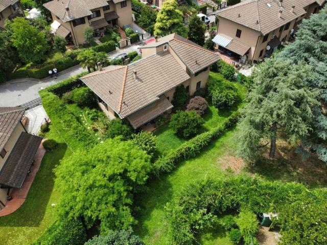 Villa Indipendente in vendita a Sarmazzano, Vizzolo Predabissi