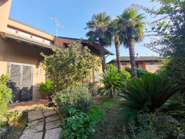 Villa Indipendente in vendita a Sarmazzano, Vizzolo Predabissi