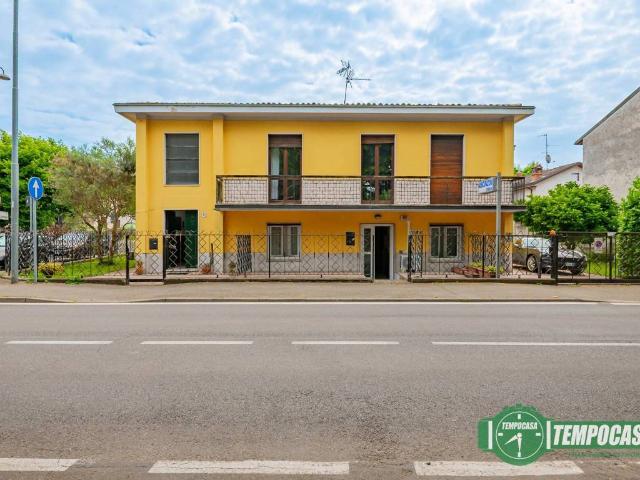 Villa Indipendente in vendita a Sarmazzano, Vizzolo Predabissi