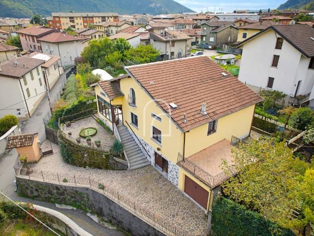 Villa Indipendente in vendita a Vobarno, Brescia