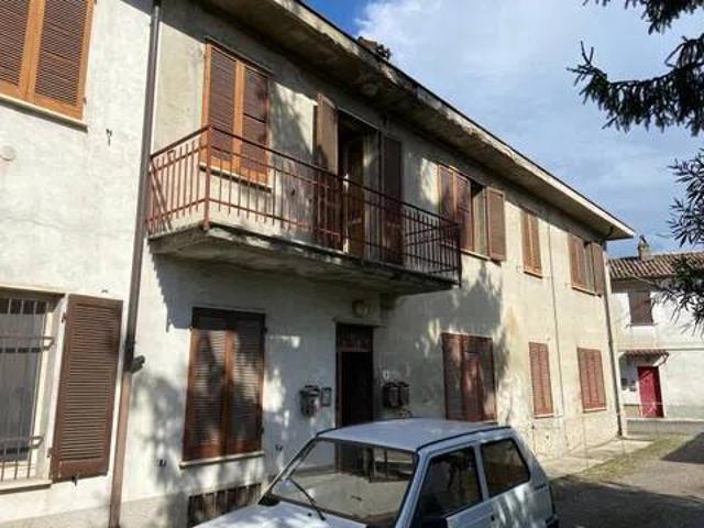 Villa Indipendente in vendita a Voghera, Lombardia