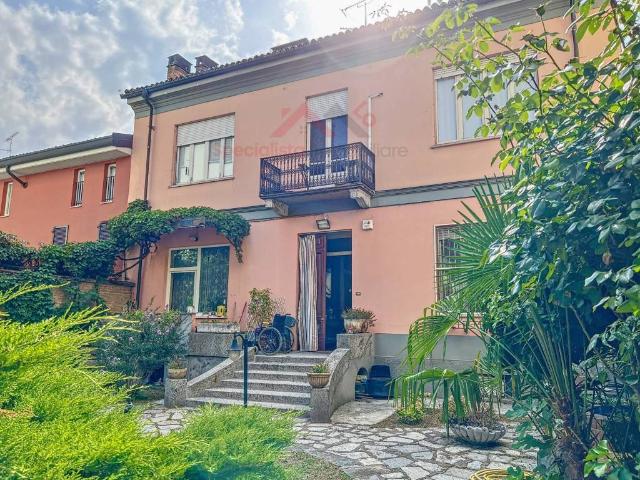 Villa Indipendente in vendita a Benvenuti, Voghera