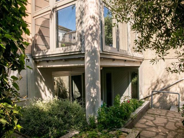 Villa Indipendente in vendita a La Colombara, Voghera