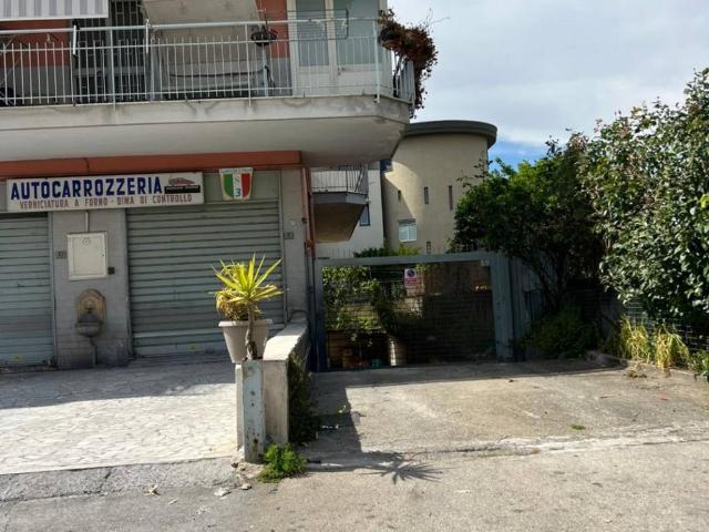 Villa Indipendente in vendita a Volla, Campania