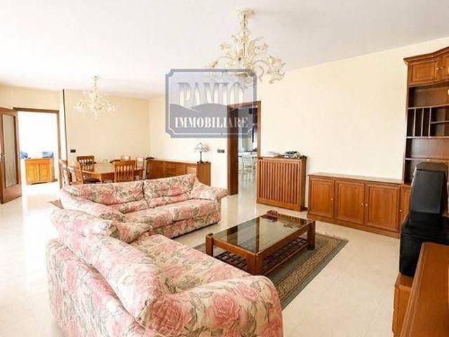 Villa Indipendente in vendita a Borgo Tocchetto, Volpago Del Montello
