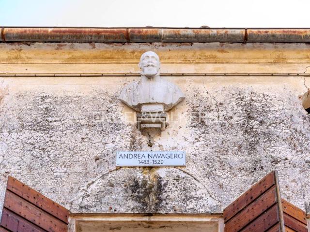 Villa Indipendente in vendita a Volpago Del Montello, Veneto