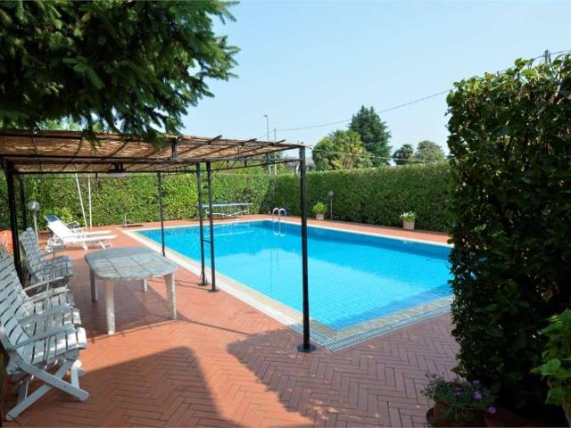 Villa Indipendente in vendita a Volpago Del Montello, Veneto