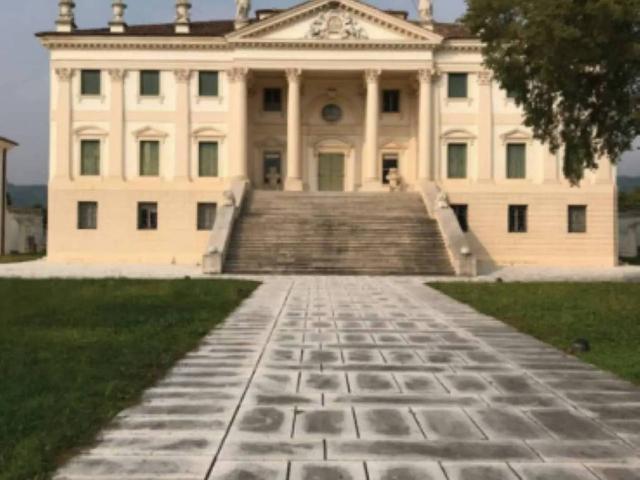 Villa Indipendente in vendita a Volpago Del Montello, Veneto