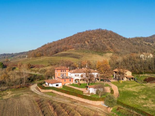 Villa Indipendente in vendita a Piemonte, Alessandria