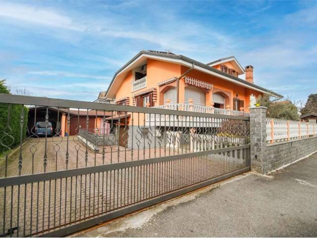 Villa Indipendente in vendita a Piemonte, Torino