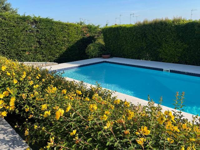 Villa Indipendente in vendita a Volta Mantovana, Lombardia