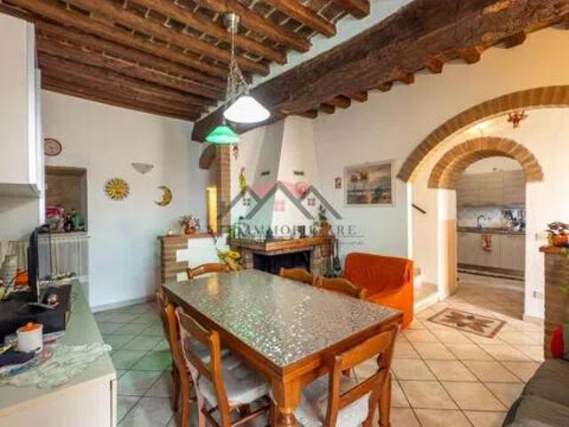 Villa Indipendente in vendita a Volterra, Toscana