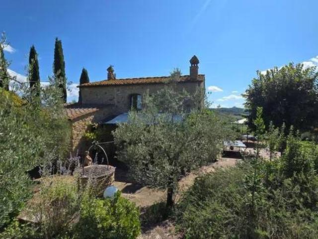 Villa Indipendente in vendita a Volterra, Toscana