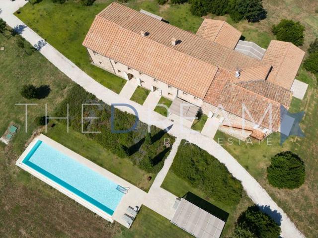 Villa Indipendente in vendita a Volterra, Pisa