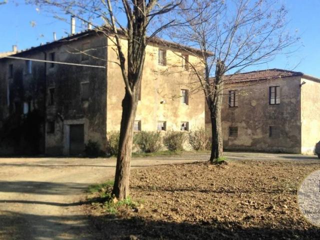Villa Indipendente in vendita a Volterra, Pisa