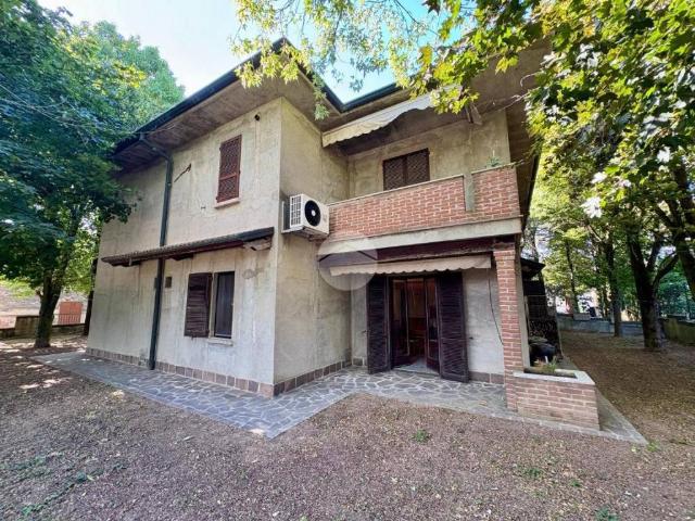 Villa Indipendente in vendita a Voltido, Lombardia