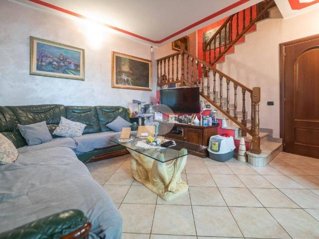 Villa Indipendente in vendita a Gerbole, Piemonte