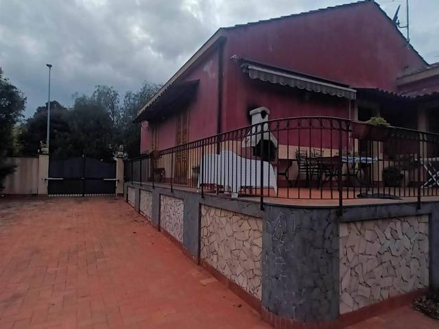 Villa Indipendente in vendita a Zafferana Etnea, Sicilia