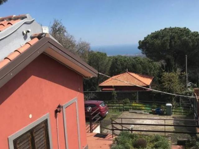 Villa Indipendente in vendita a Zafferana Etnea, Sicilia