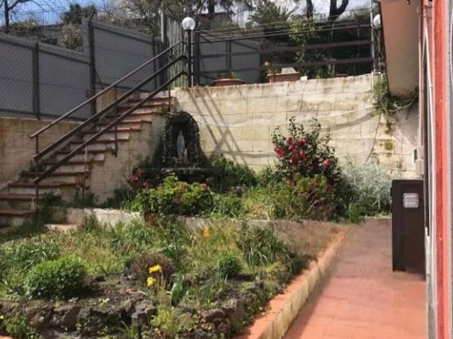 Villa Indipendente in vendita a Zafferana Etnea, Sicilia