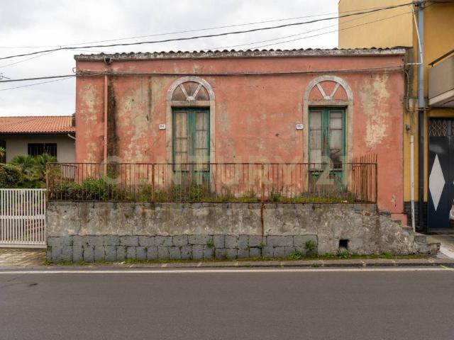 Villa Indipendente in vendita a Pisano, Zafferana Etnea