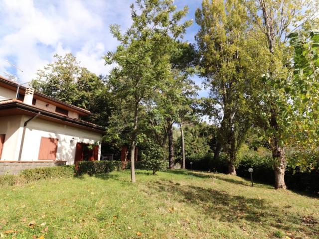 Villa Indipendente in vendita a Zafferana Etnea, Sicilia