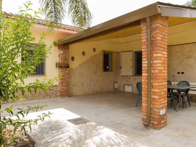 Villa Indipendente in vendita a Passopomo, Zafferana Etnea