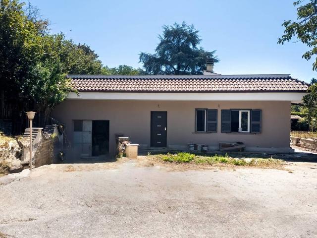 Villa Indipendente in vendita a Borgo San Martino, Roma Capitale