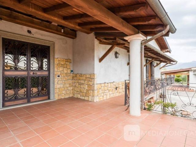 Villa Indipendente in vendita a Borgo San Martino, Roma Capitale