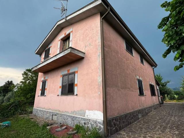 Villa Indipendente in vendita a Colle Gentile, Roma Capitale