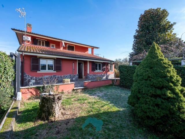 Villa Indipendente in vendita a Colle Gentile, Roma Capitale
