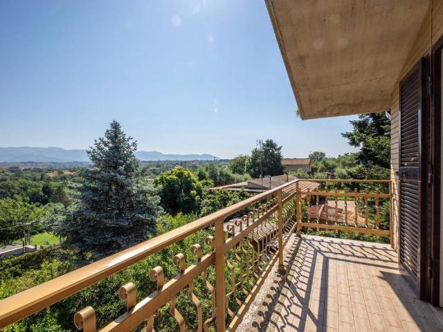 Villa Indipendente in vendita a Roma Capitale, Lazio