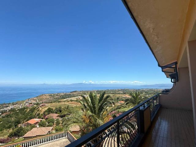 Villa Indipendente in vendita a Calabria, Vibo Valentia