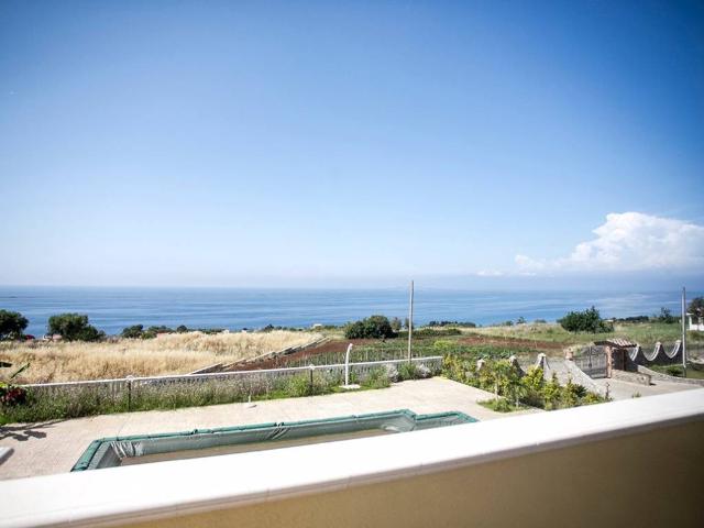 Villa Indipendente in vendita a Calabria, Vibo Valentia